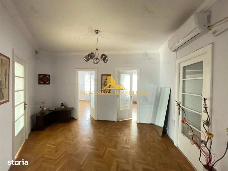 Novisimo-Imobiliare: Spatiu De Inchiriat , Ultracentral