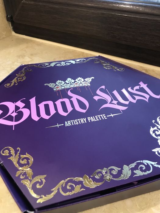 Paleta Jeffree Star sigilata