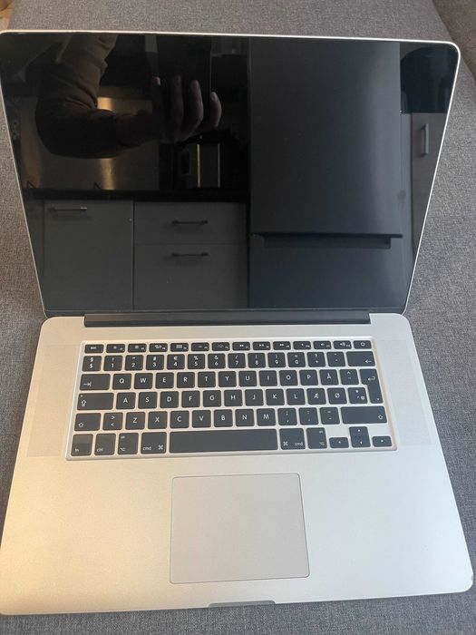 MacBook Pro Retina 15” Early – i7, 16GB RAM, SSD 500GB