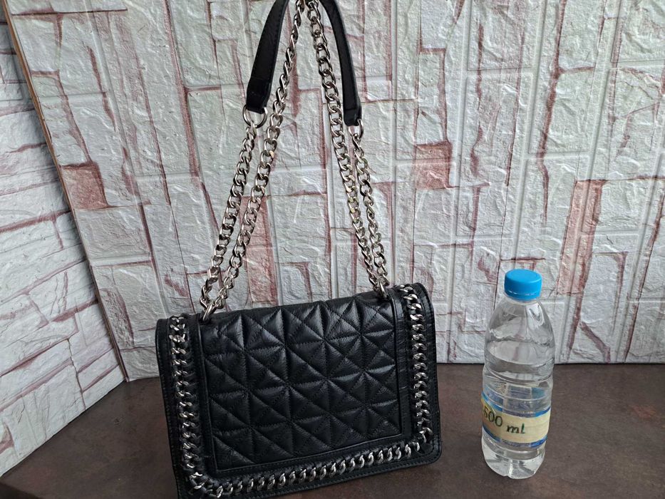 малка чанта ZARAчерна чантичка,зара