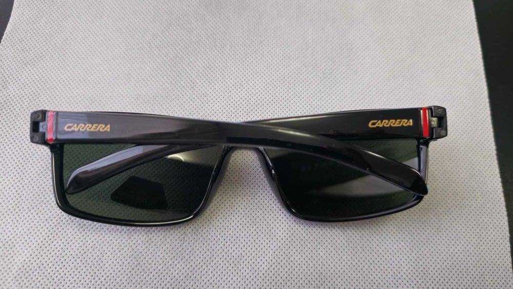 Ochelari de soare Carrera lentila verde.