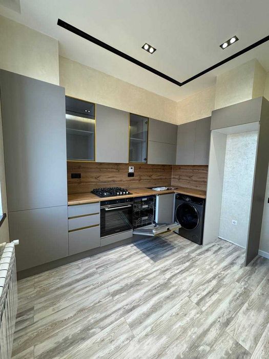 Дархан • Akay City • 2-комн • 66 м² • этаж 13/25 • [M:0396]