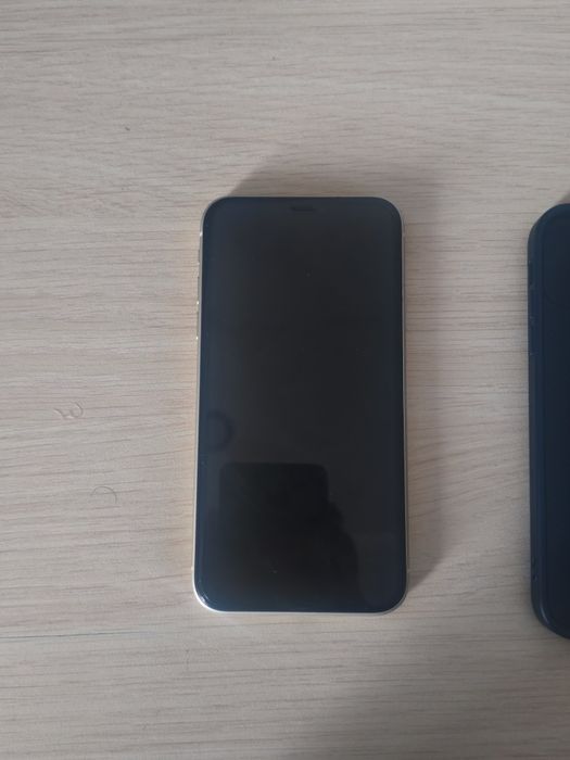 Iphone 11 в хорошем состоянии