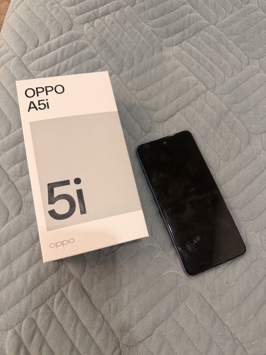OppoA5i фиолетового цвета