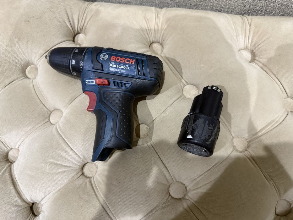 * BOSCH оригинальный маленький шуруповерт