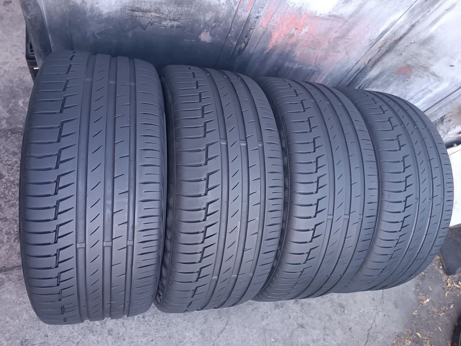 235/45/17 Continental