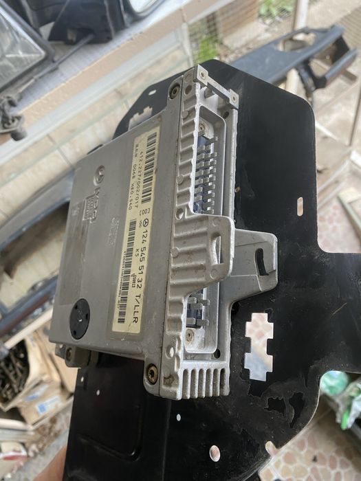 Запчасти на мерседес 124