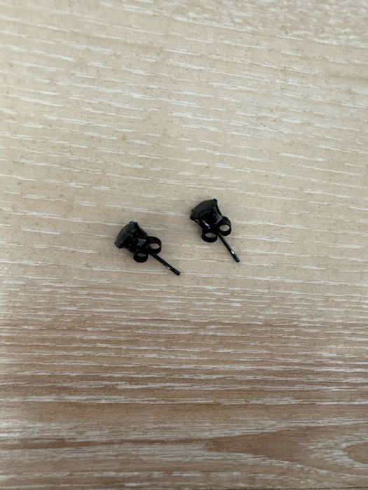 Обеци медицинска стомана