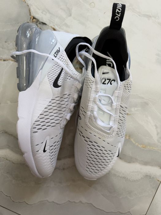 Adidasi nike 270 nr 42.5