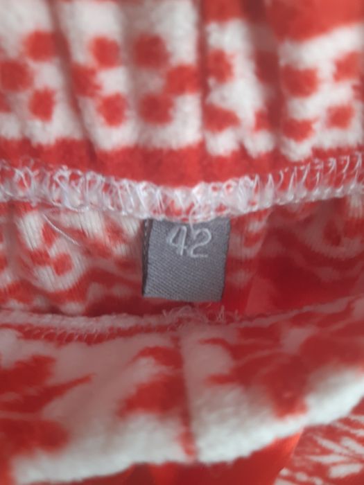 Pantaloni caldurosi.
