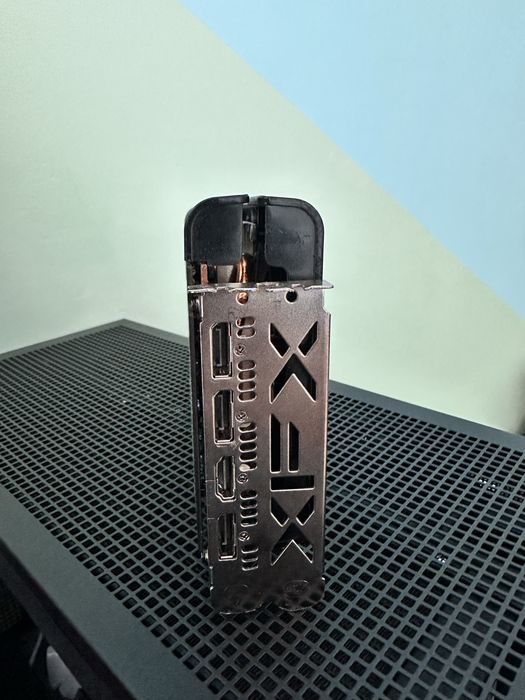Видео карта xfx rx 5600 xt 6gb