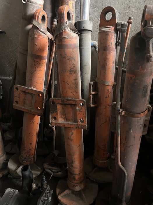 ГидроЦилиндр аутригер