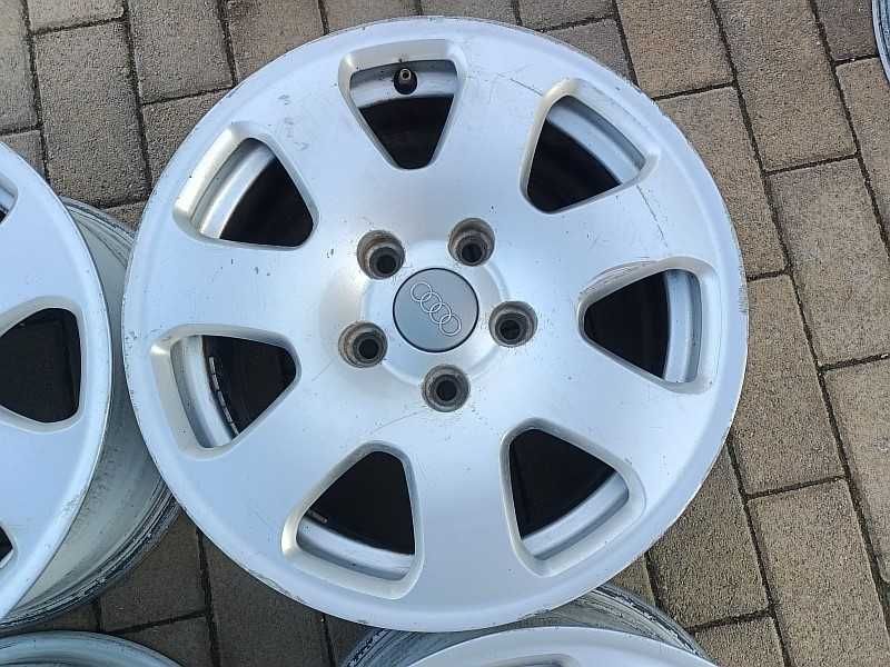 Продам оригинальные кованные диски на автомашину Audi