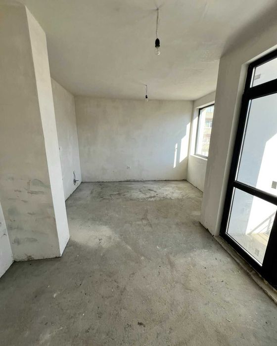 Продава се Двустаен апартамент в Търговище, Център - 55 кв.м за 1289 €/кв.м - Снимка #2