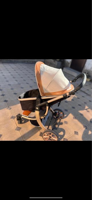 Коляска б/у , целая