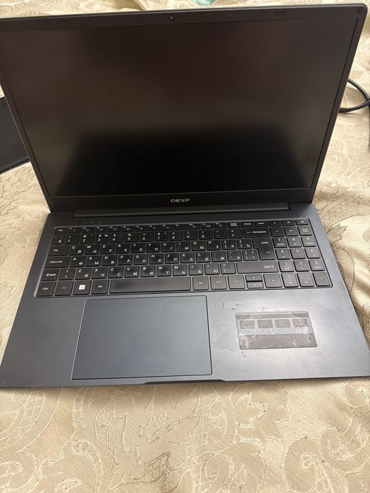 Ноутбук Dexp Aquilon C15-15W302