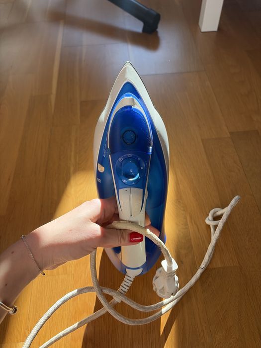 Fier de calcat Philips