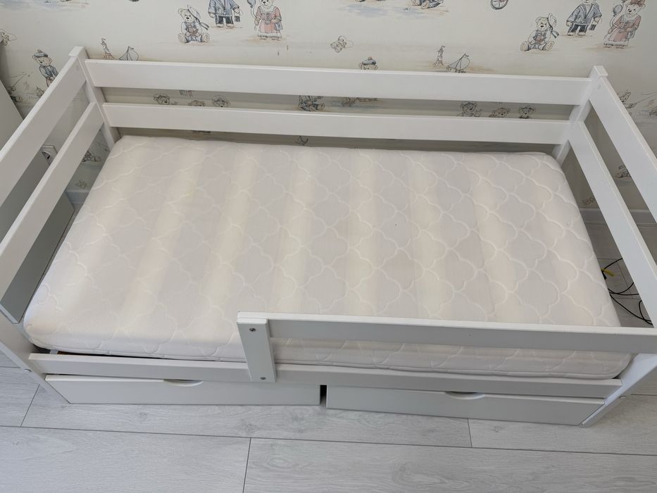 Кровать детская с бортиками 160х80