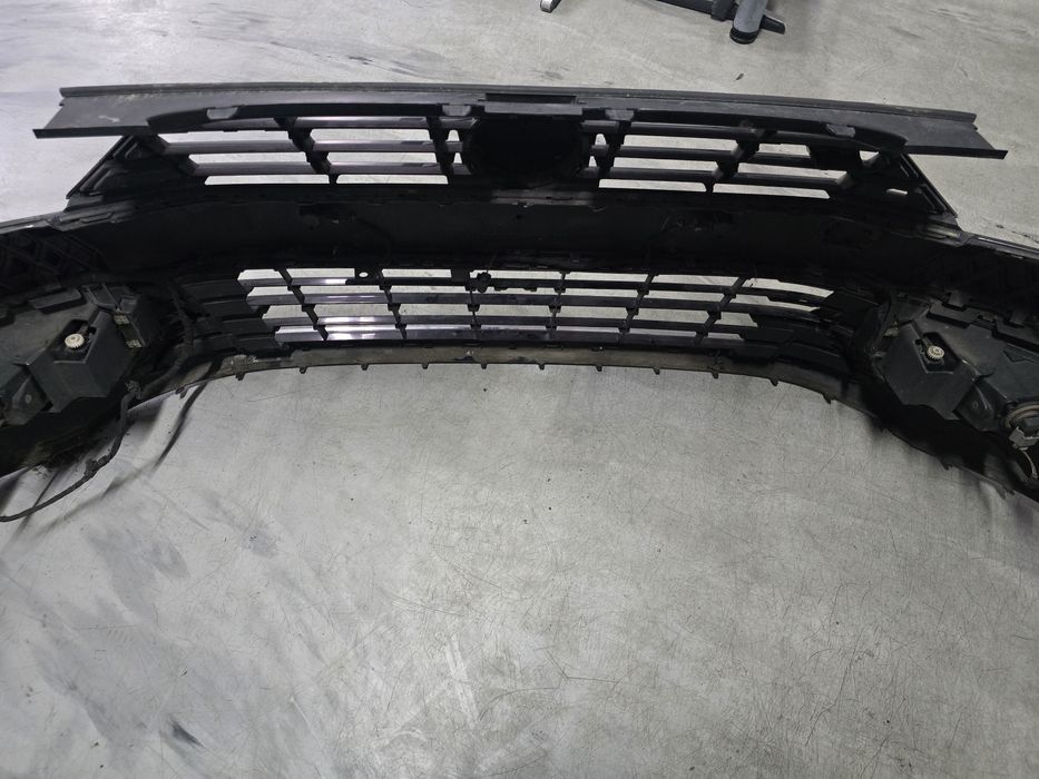 Bara fata R line VW Passat B8 2017