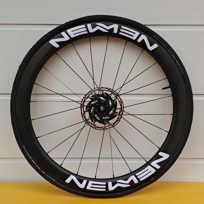 Карбонови капли BDC 50mm Carbon-Ti | 28" Диск | Чисто нови гуми Schwalbe One Tubeless + SRAM Дискове