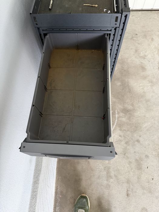 Rafturi metalice duba / garaj / hala / service