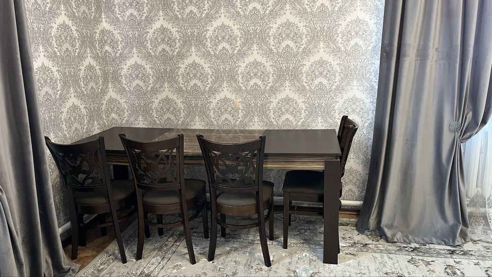 Продам стол со стульями