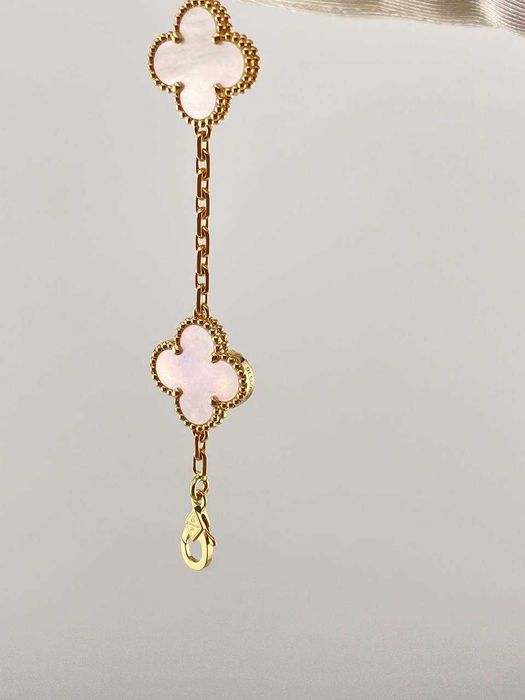 Браслет Van Cleef Alhambra с перламутром