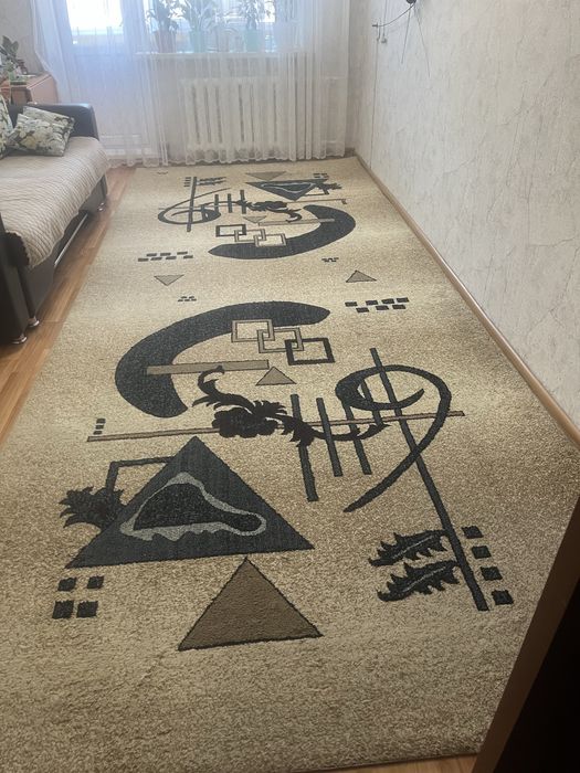 Продам ковер натуральный 2*5