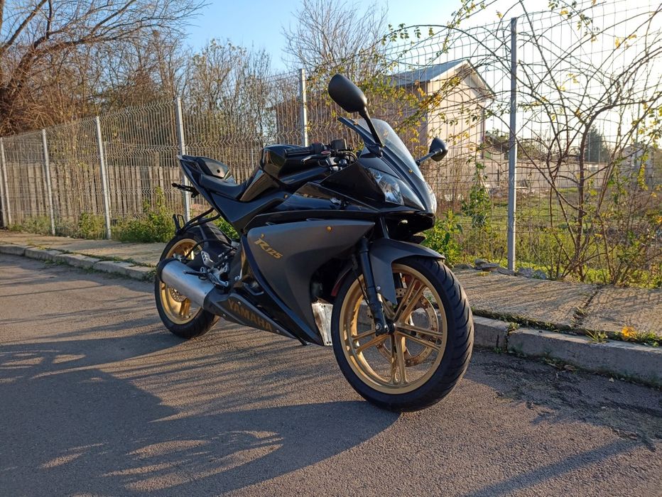 Yamaha yzf r125 A1