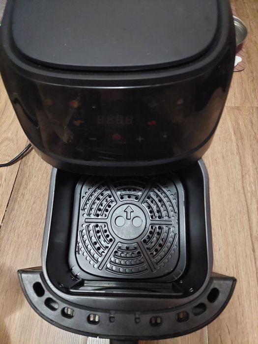 Продаю новый аэрогриль