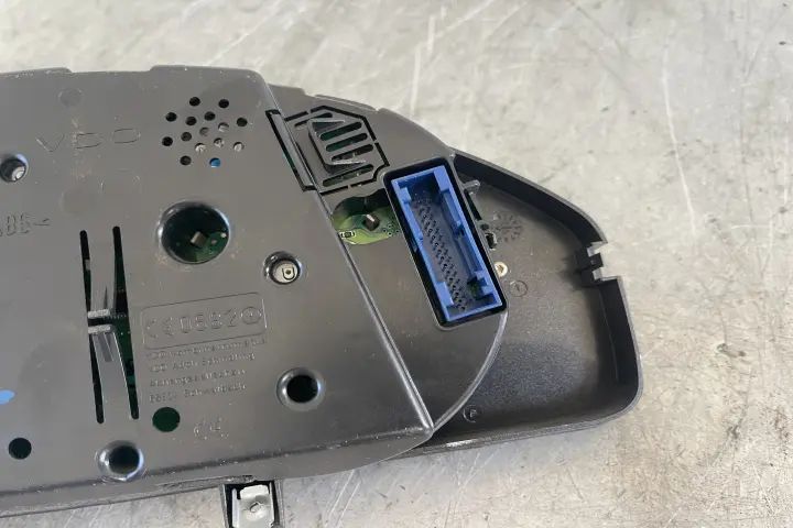 Ceasuri bord Ford Galaxy 2.3 AT (140 hp)