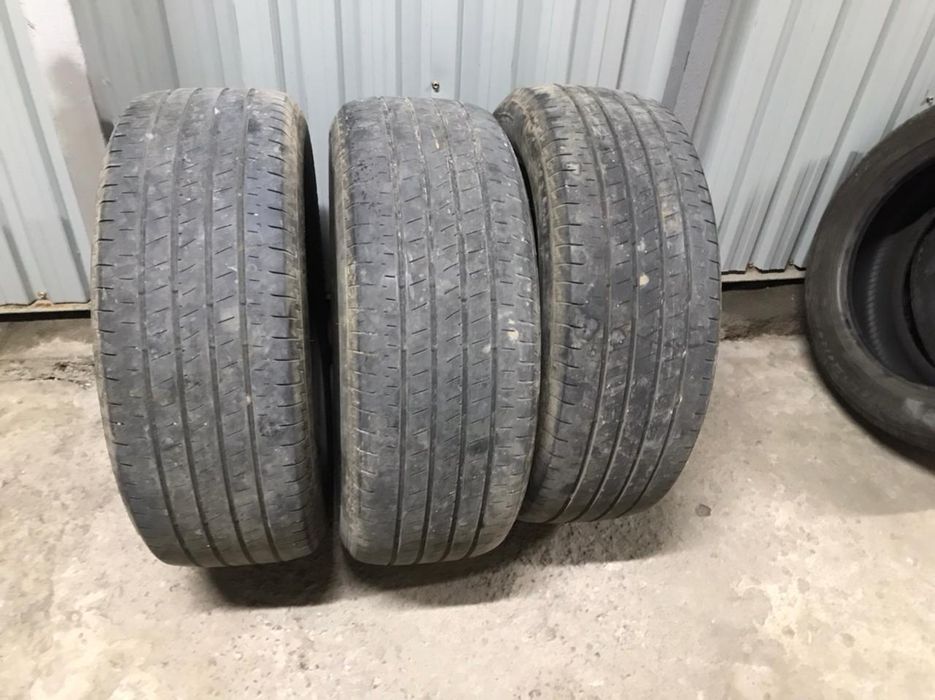 Продам  Резину размеры разные