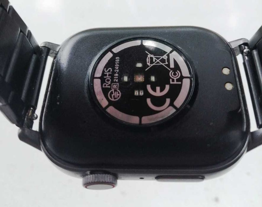 Нов Смарт часовник с много възможности и функции.