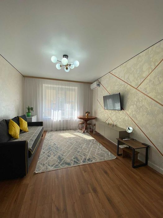 продам Евро 2 комн квартиру в центре