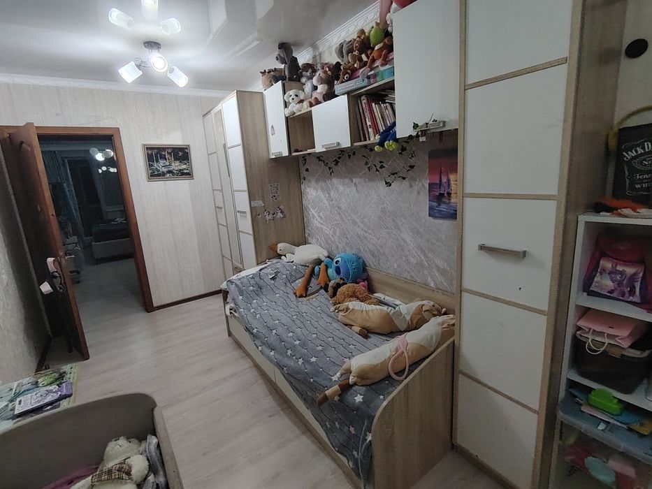 Продам детский спальный гарнитур
