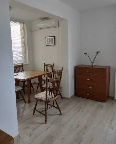 Двустаен апартамент в Център - ЦУМ