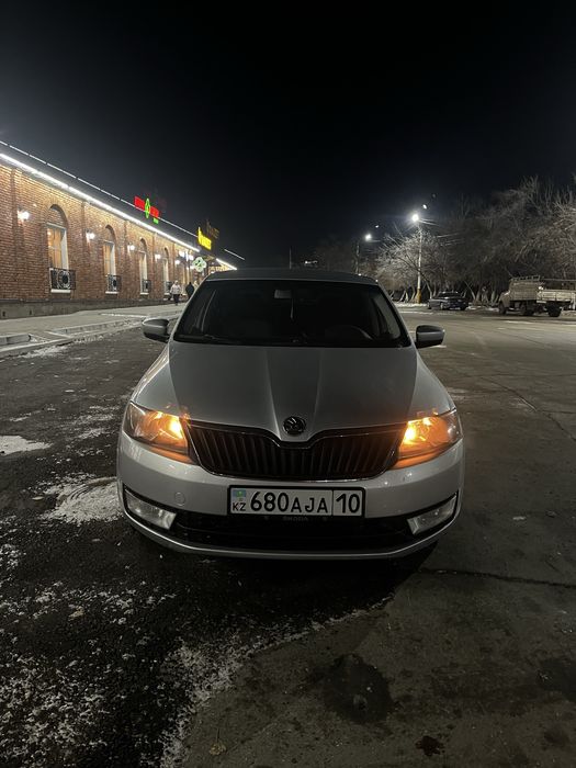 Skoda rapid 2013