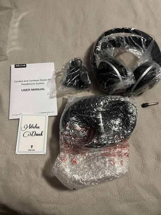 НОВИ Безжични слушалки Jelly Comb Stereo RF