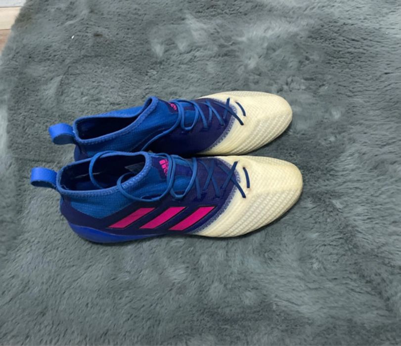 Ghete de fotbal adidas marimea 44