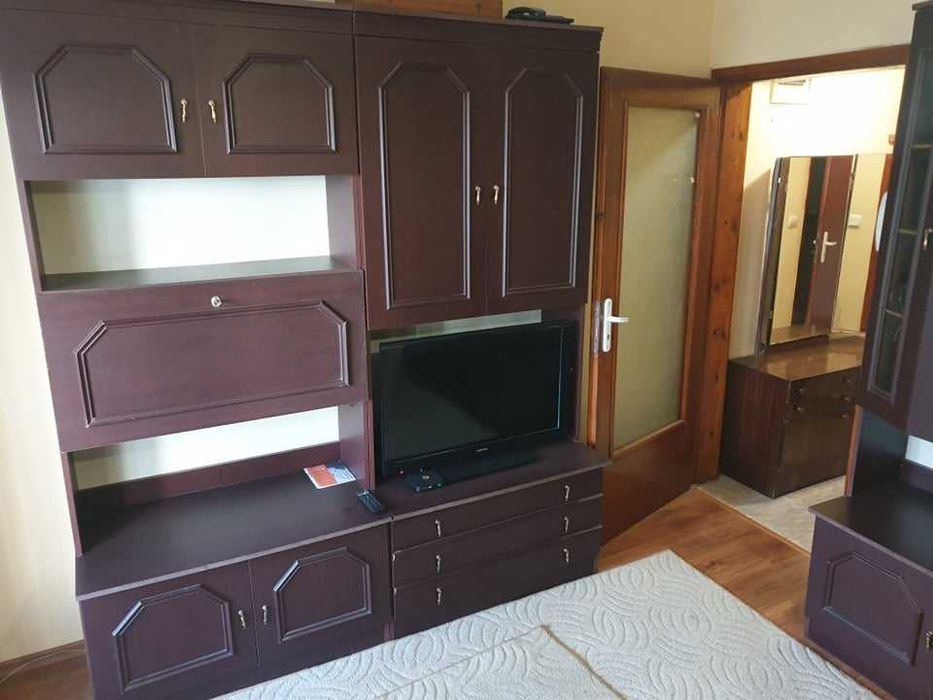 Дава се под наем Едностаен апартамент в Бургас, Меден рудник - зона А - 40 кв.м за 102 € - Снимка #2