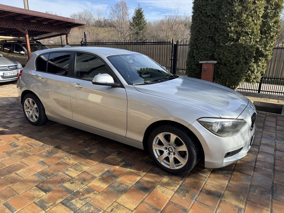 BMW seria 1 * 2.0D * 2011