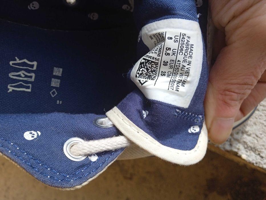 Vand tenisi converse
