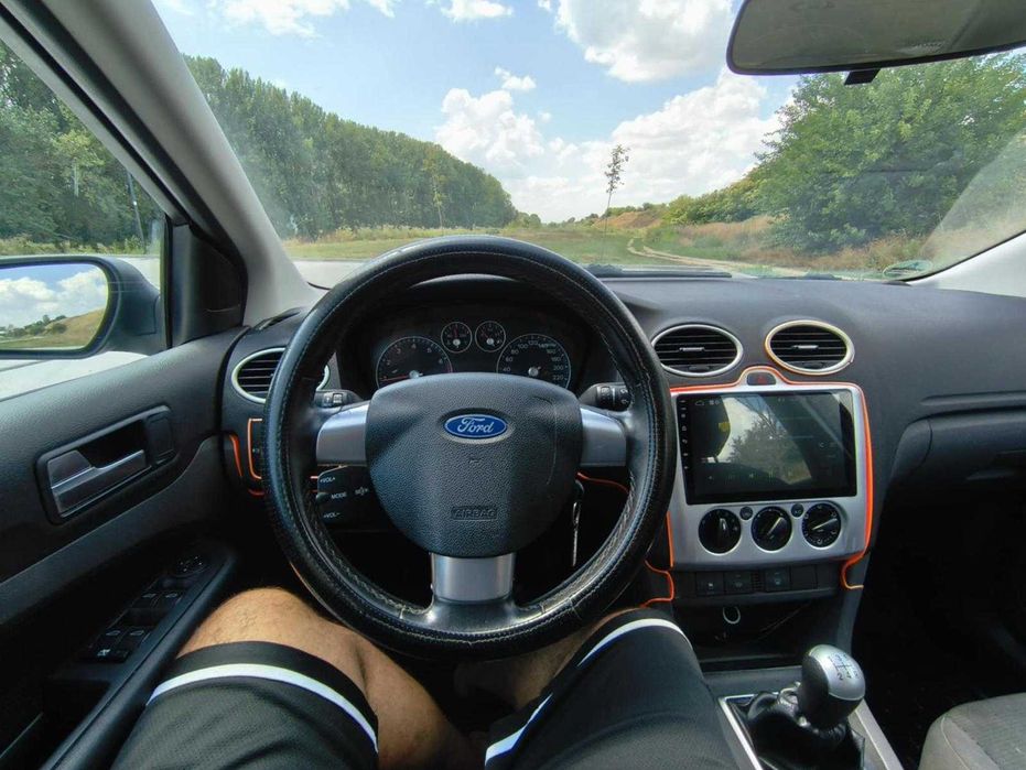 Ford focus 2005 vând sau schimb