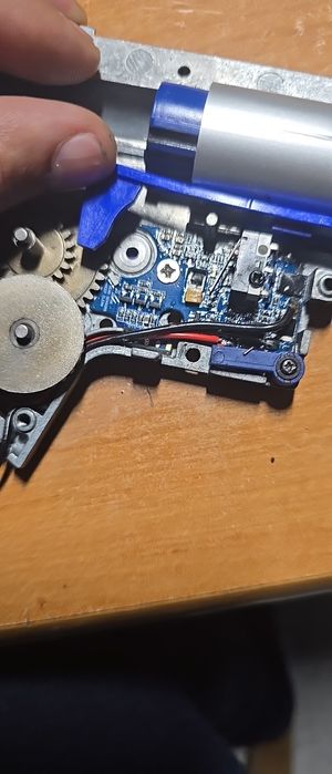 Vand si Montez Mosfet Airsoft