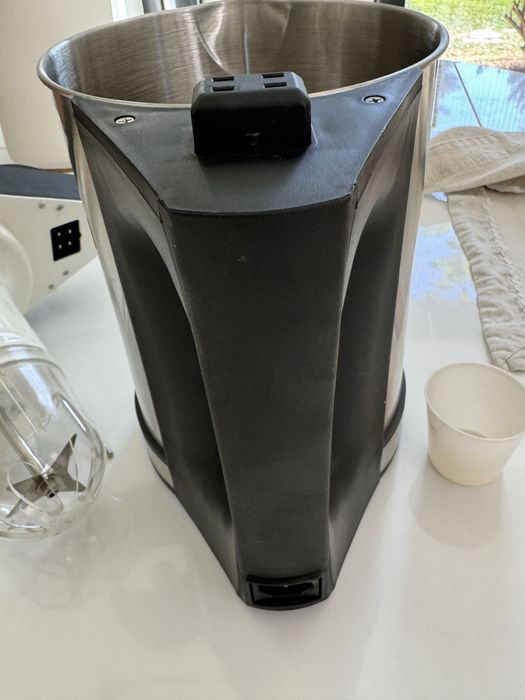 Aparat pentru facut lapte/supa VEGAN STAR VR 100 Perfect soia migdale