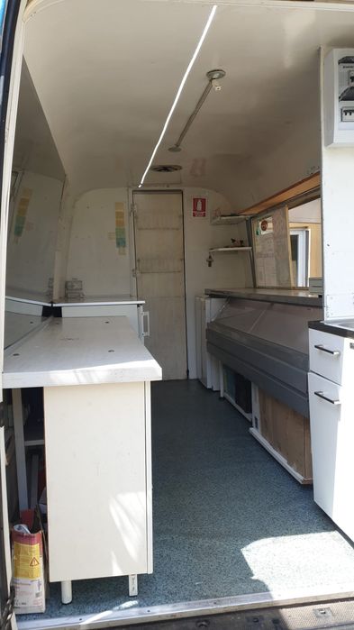 Inchiriere Food truck Mercedes Benz