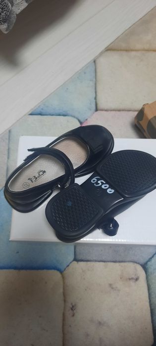 Туфли на девочку