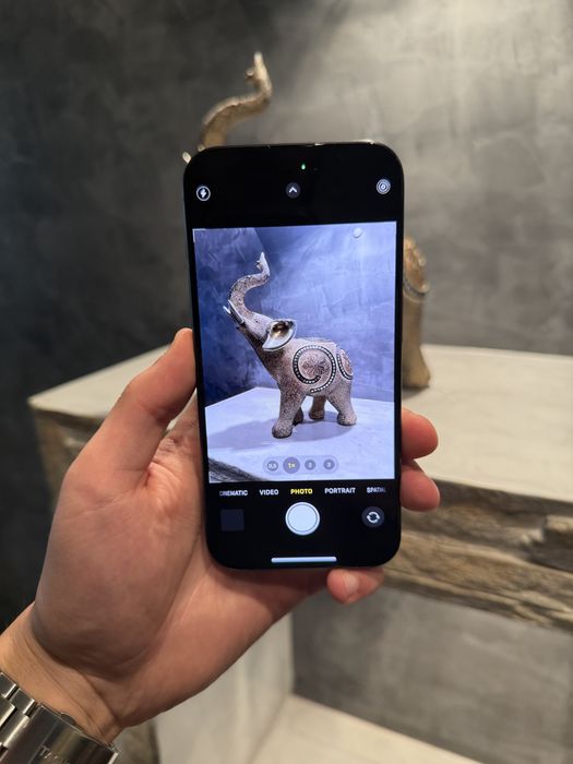 КАТО НОВ Iphone 15 Pro, 89% батерия