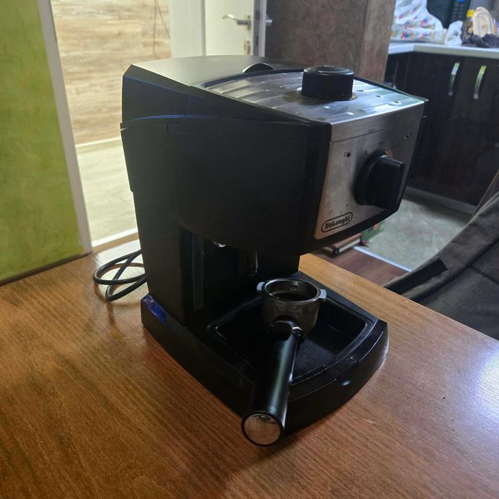 Кафемашина Delonghi