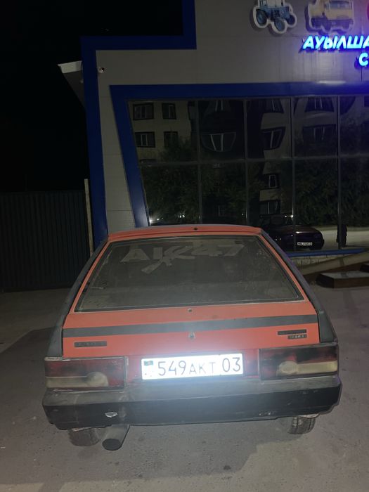 Продам машину ваз 2109